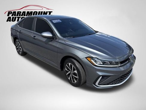 Certified 2025 Volkswagen Jetta S FWD image 3