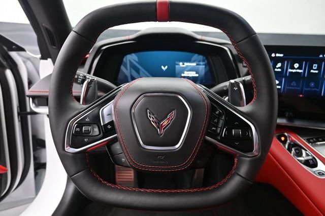Certified 2025 Chevrolet Corvette Stingray Preferred Conv w/ 2LT RWD image 12