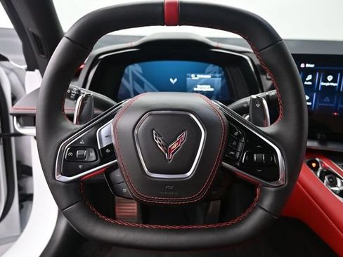 Used 2025 Chevrolet Corvette Stingray Preferred Conv w/ 2LT RWD image 12