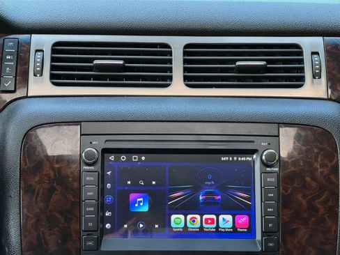 Used 2010 GMC Yukon Denali AWD/4WD image 28