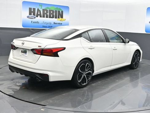 Used 2024 Nissan Altima 2.5 SR FWD image 5