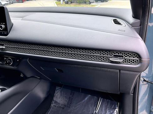 Used 2025 Honda HR-V Sport image 19