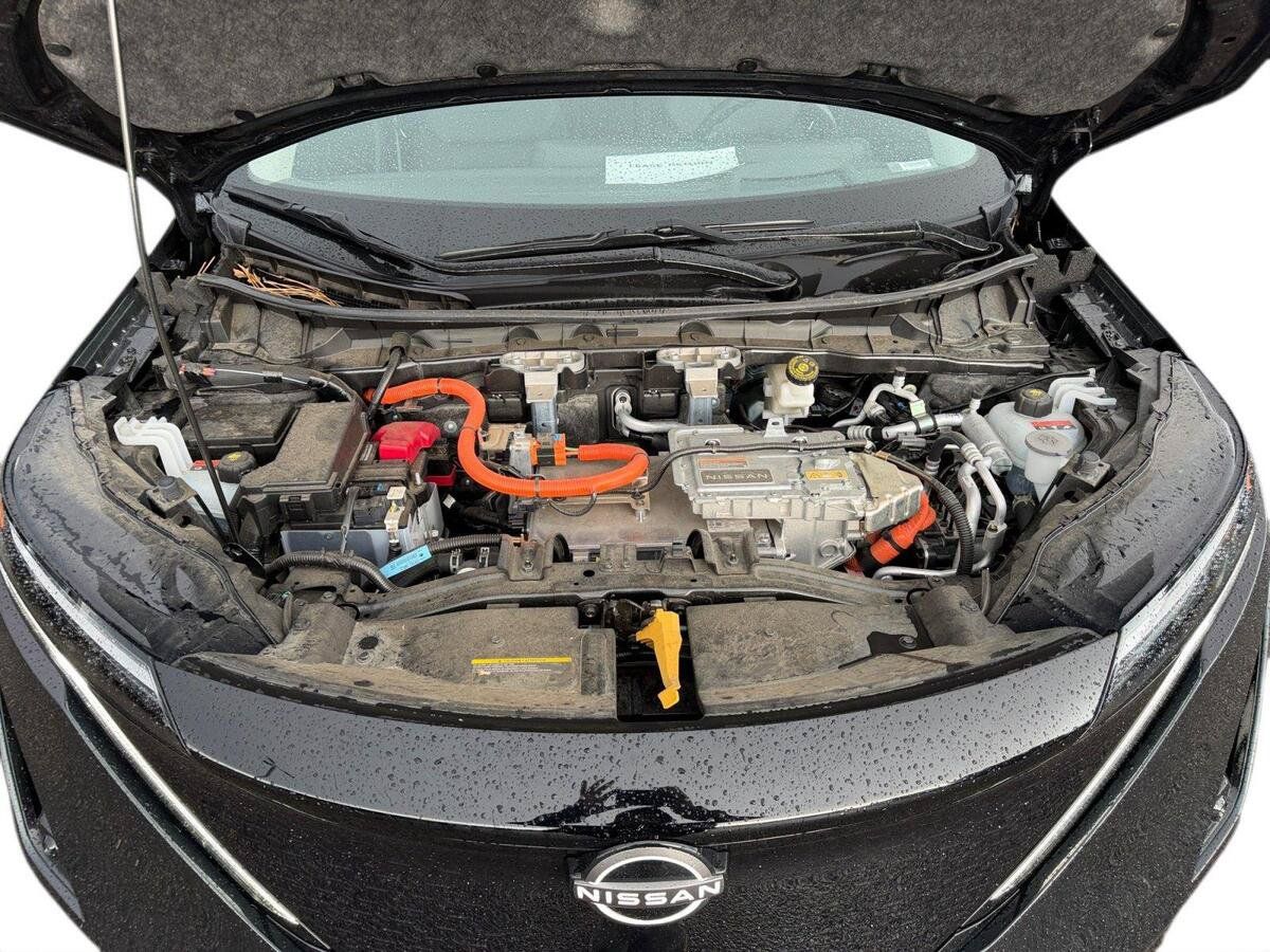 Used 2024 Nissan Ariya AWD image 16