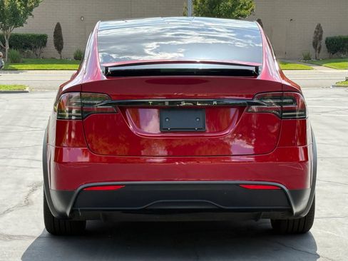 Used 2023 Tesla Model X AWD/4WD image 6