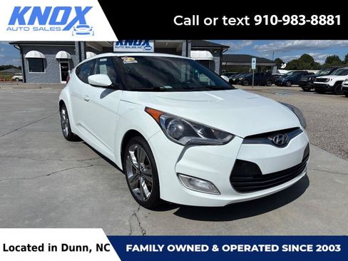 Used 2016 Hyundai Veloster w/ Option Group 02 FWD image 1
