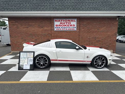 Used 2007 Ford Mustang Shelby GT500 RWD image 76