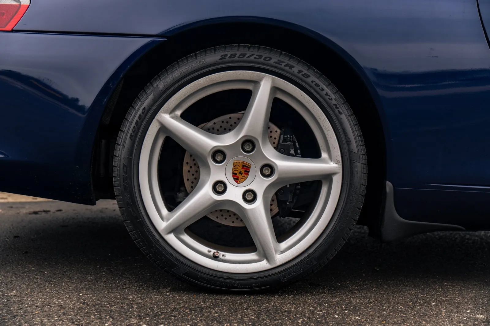 Used 2003 Porsche 911 Carrera RWD image 13