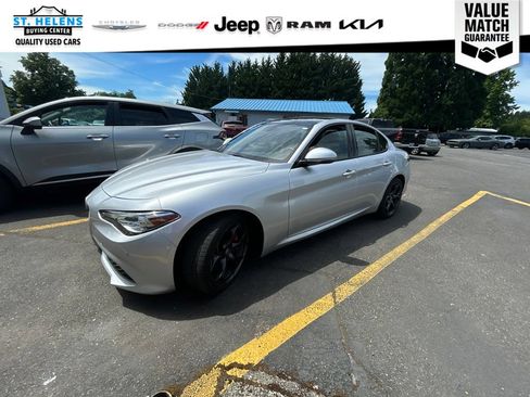Used 2019 Alfa Romeo Giulia Ti Sport w/ Quick Order Package 22S Sport AWD/4WD image 1