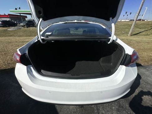Used 2024 Chevrolet Malibu LT w/ Sport Edition image 22