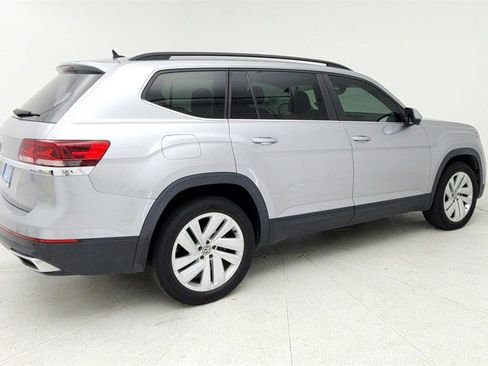 Used 2021 Volkswagen Atlas SE image 9
