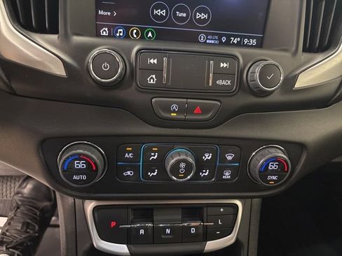 Used 2024 GMC Terrain SLT w/ Infotainment Package II AWD/4WD image 26