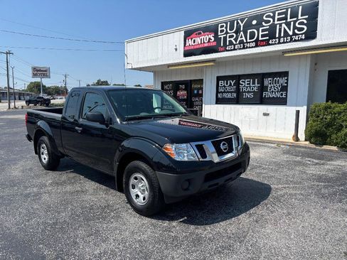 Used 2019 Nissan Frontier S w/ Work Truck Package RWD image 8