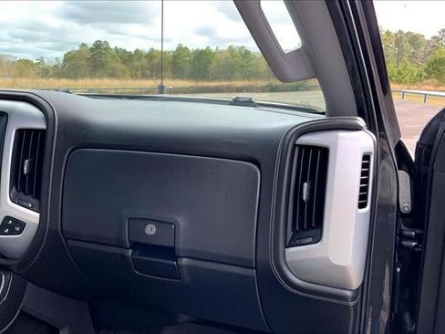 Used 2015 GMC Sierra 1500 SLT w/ SLT Crew Cab Value Package image 15