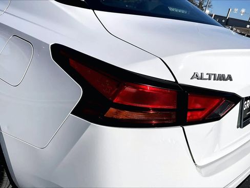 Used 2024 Nissan Altima 2.5 SR image 28