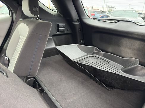 Used 2020 Chevrolet Equinox LT image 34