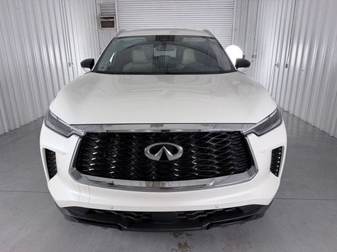 Certified 2023 INFINITI QX60 Luxe w/ Performance Audio Package FWD image 2