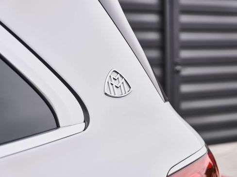 Used 2026 Mercedes-Benz Maybach GLS 600 4MATIC image 9