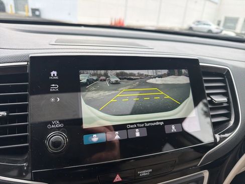 Used 2019 Honda Pilot Touring image 27