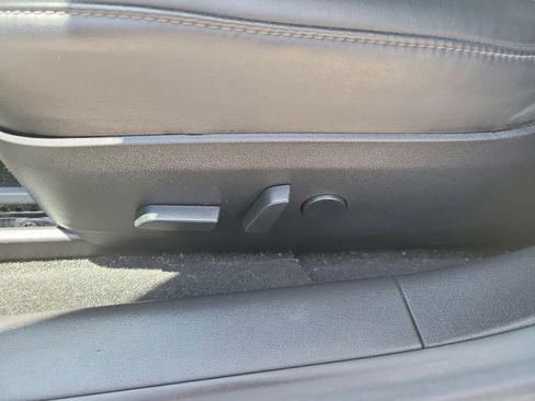 Used 2018 Tesla Model 3 Long Range RWD image 17