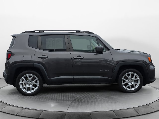 Used 2019 Jeep Renegade Latitude w/ Popular Equipment Group FWD image 6