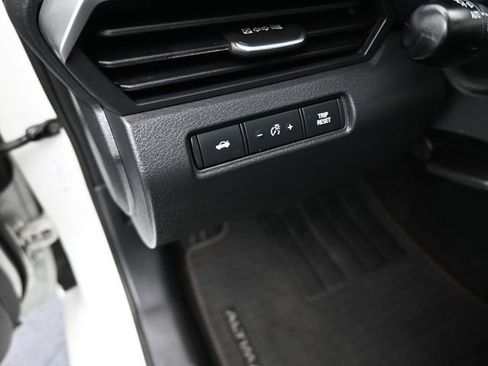 Used 2022 Nissan Altima 2.5 SR w/ Midnight Edition Package image 13