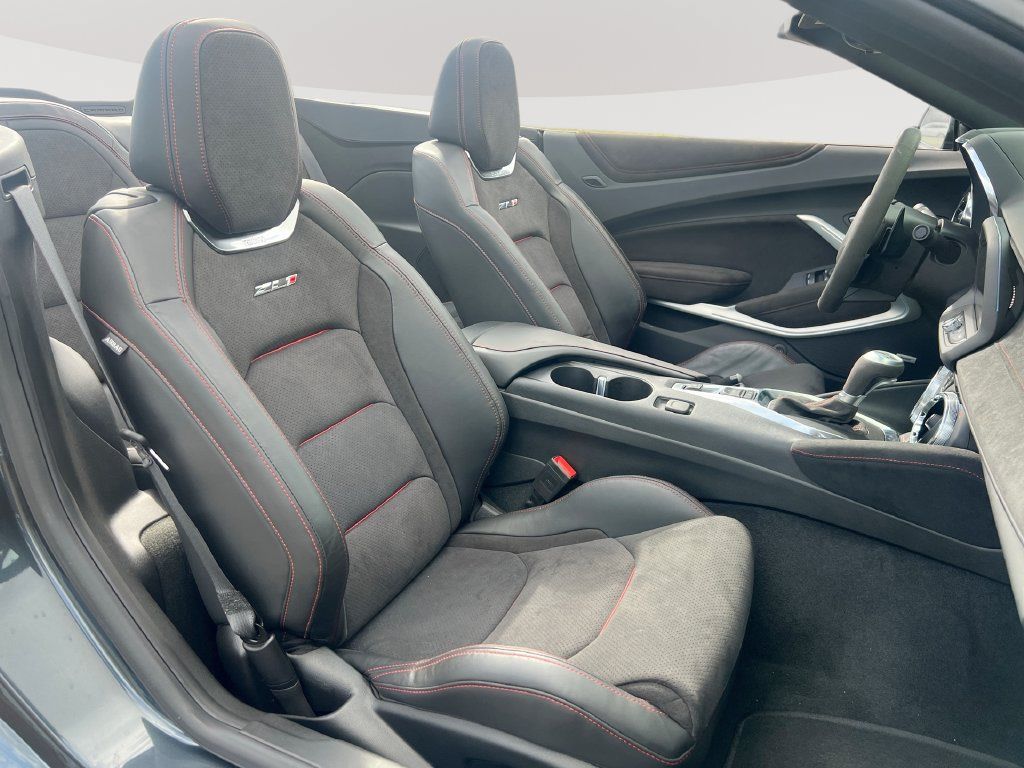 Used 2023 Chevrolet Camaro ZL1 RWD image 25