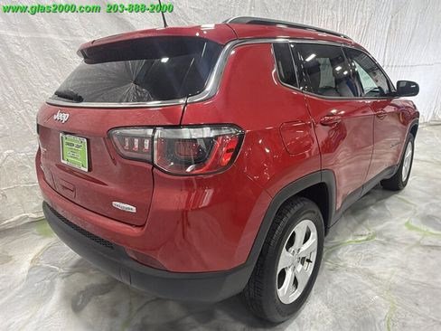 Used 2018 Jeep Compass Latitude w/ Popular Equipment Group AWD/4WD image 8