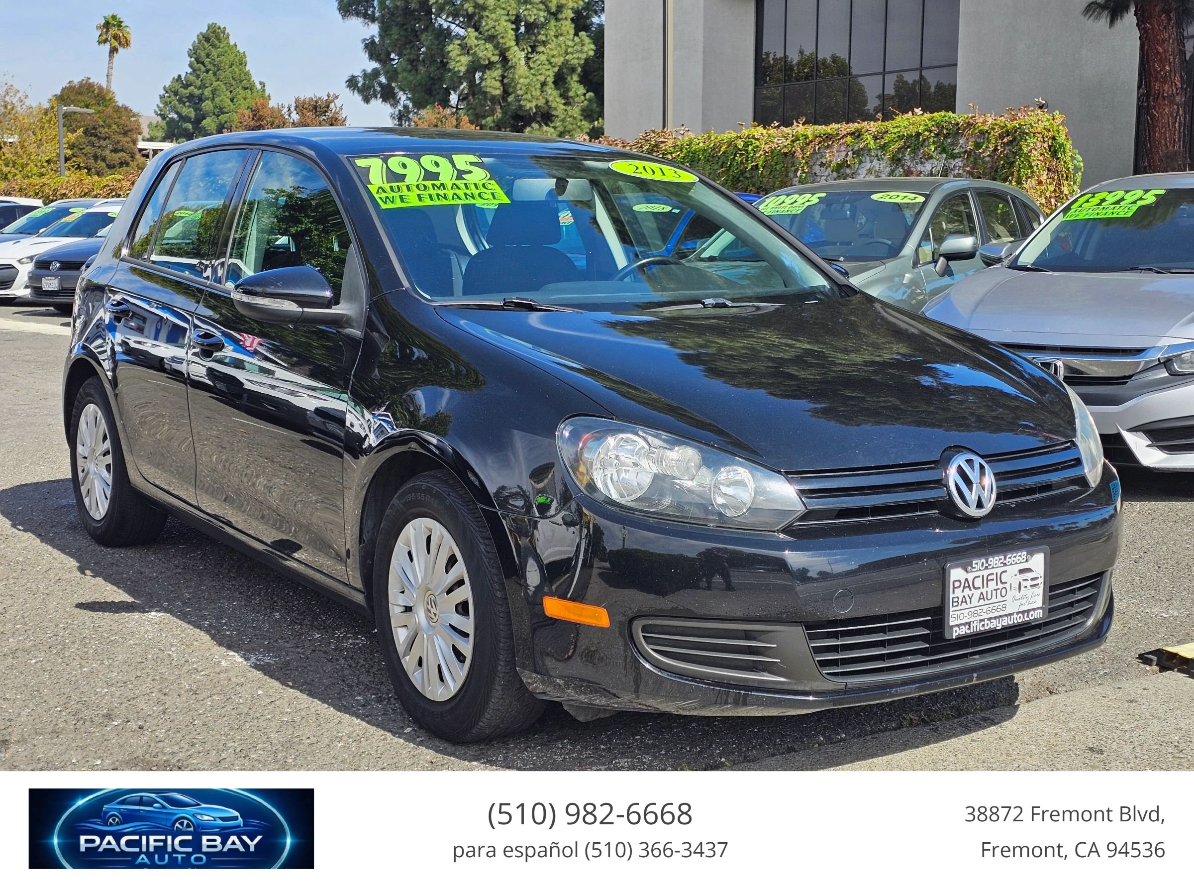 Used 2013 Volkswagen Golf 4-Door FWD image 1
