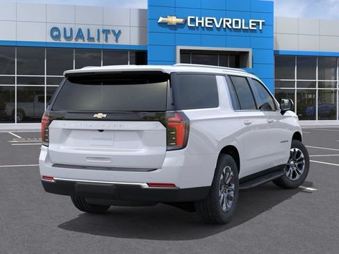 New 2026 Chevrolet Suburban LS RWD image 4