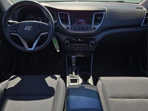 Used 2018 Hyundai Tucson SE w/ Cargo Package image 16