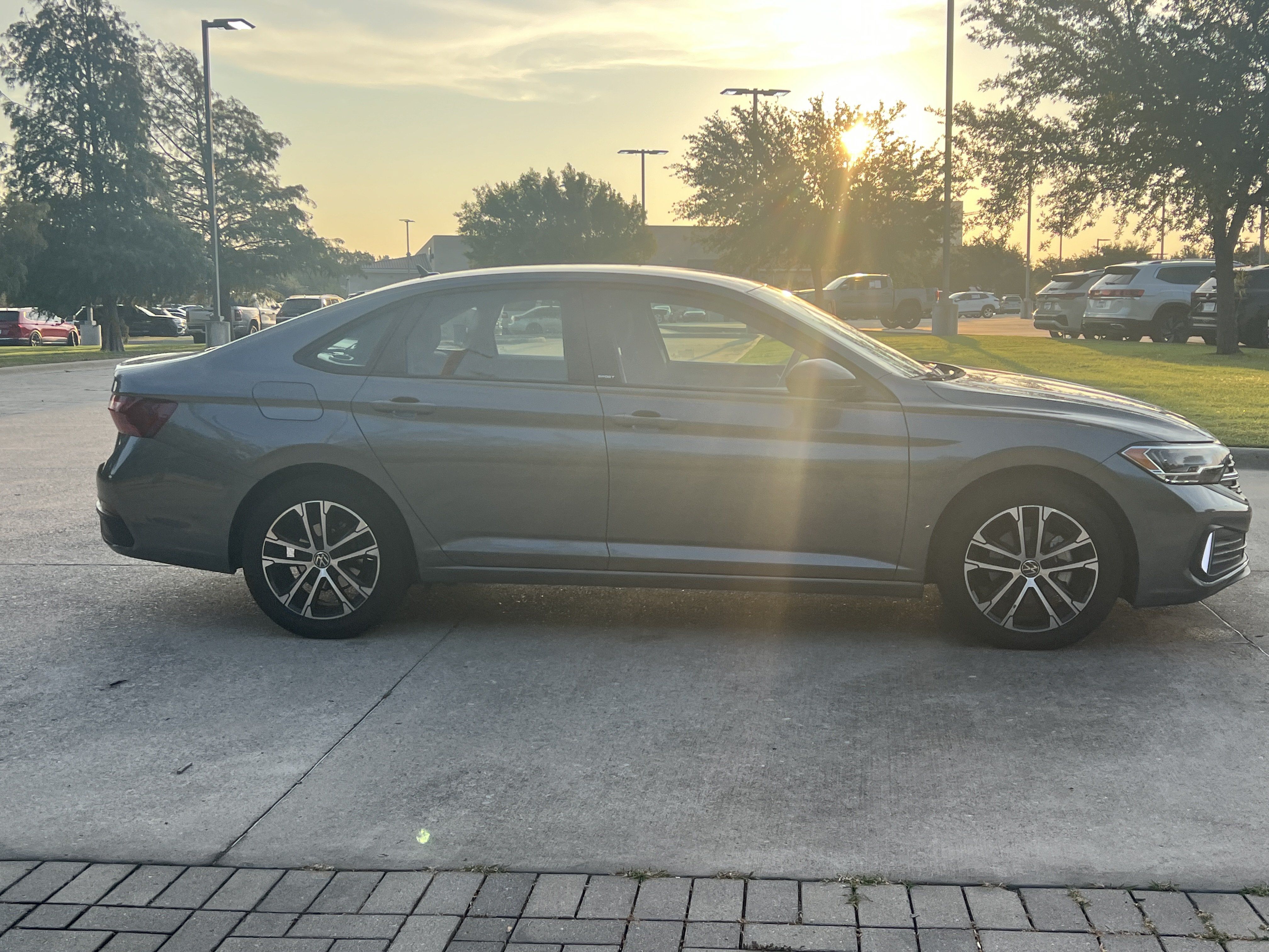 Used 2023 Volkswagen Jetta Sport FWD image 10