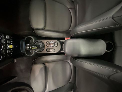 Used 2024 MINI Cooper SE FWD image 27