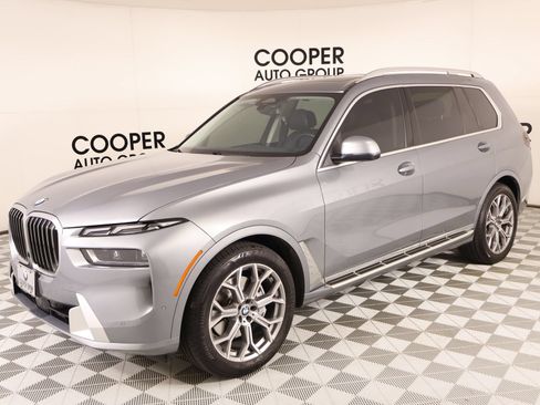 Used 2023 BMW X7 xDrive40i w/ Premium Package AWD/4WD image 10