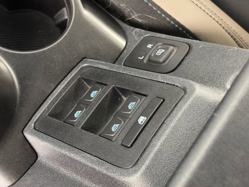 Used 2023 Ford Bronco Wildtrak AWD/4WD image 24
