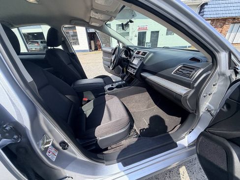 Used 2015 Subaru Legacy 2.5i AWD/4WD image 40