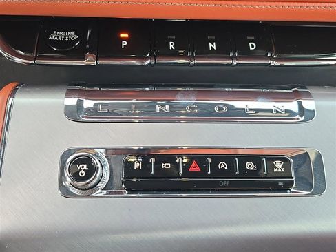 New 2025 Lincoln Aviator Reserve w/ Equipment Group 201A image 22