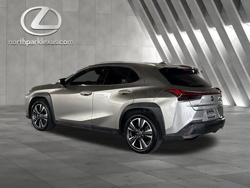 Used 2020 Lexus UX 200 w/ Premium Package image 2
