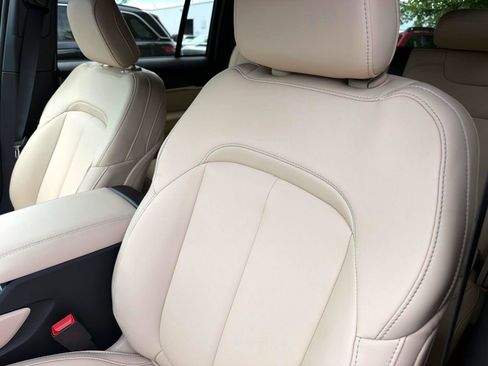 New 2026 Jeep Grand Cherokee Limited AWD/4WD image 12