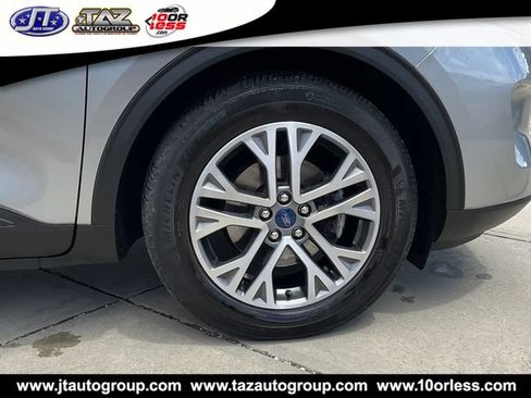 Used 2022 Ford Escape SEL FWD image 9