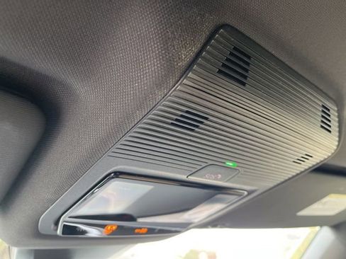 New 2026 Volkswagen Atlas Cross Sport SE image 22