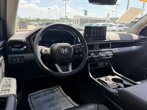 Used 2023 Honda Pilot Elite image 30