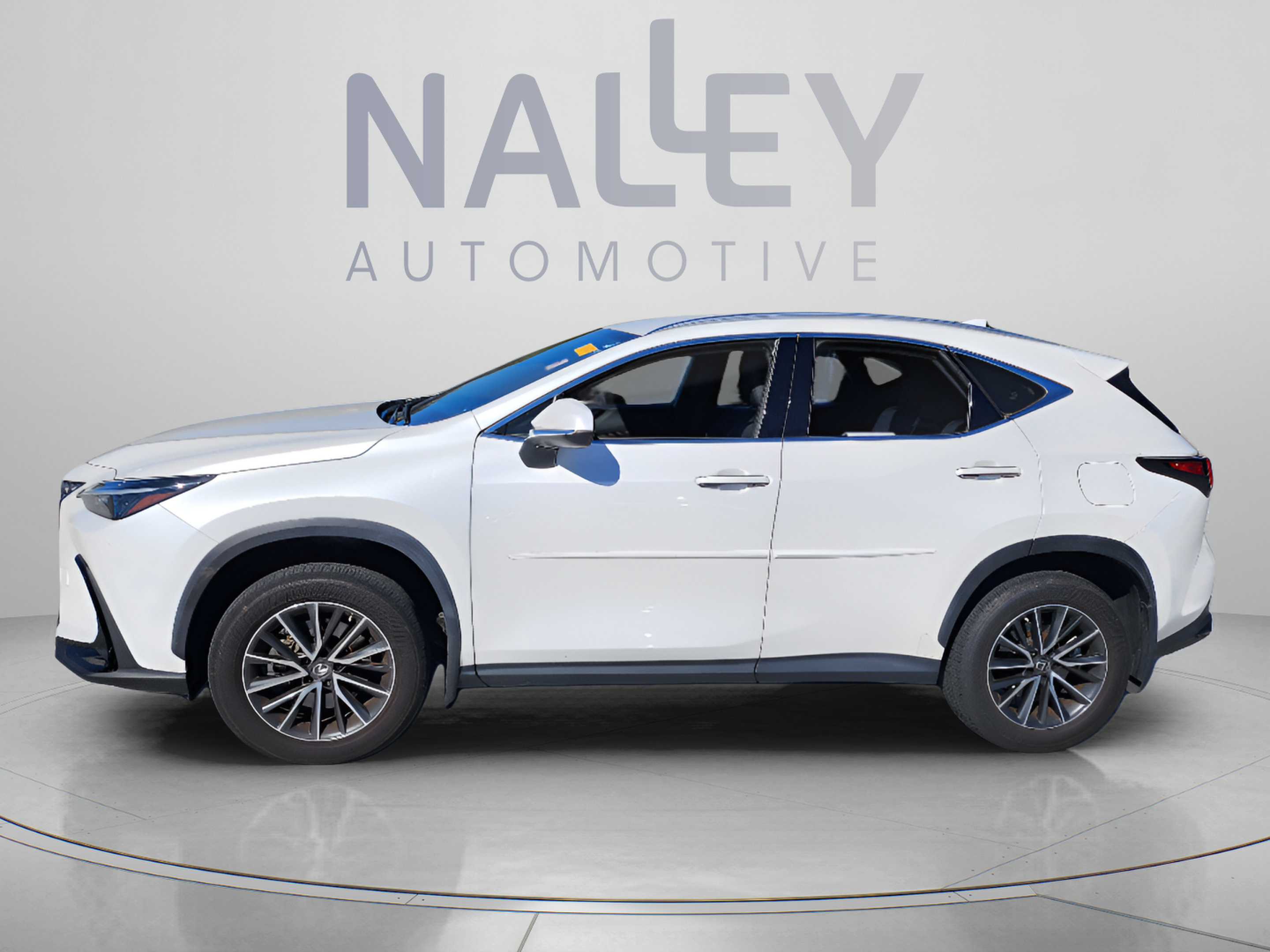 Used 2023 Lexus NX 250 FWD w/ Towing Package (2000 Lbs) image 2