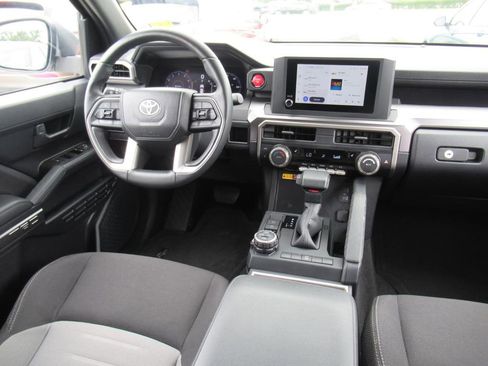 Used 2025 Toyota 4Runner TRD Off-Road AWD/4WD image 14