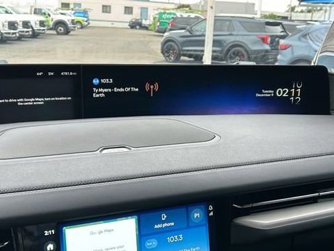 Used 2025 Lincoln Navigator Reserve w/ Jet Appearance Package image 22