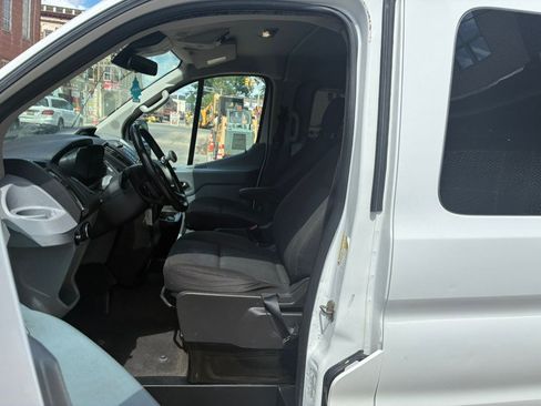 Used 2017 Ford Transit 350 XLT RWD image 13