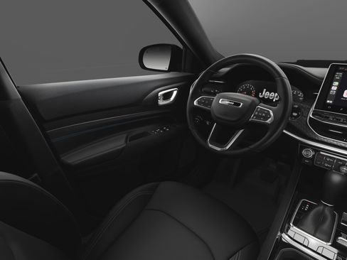 New 2026 Jeep Compass Limited image 8