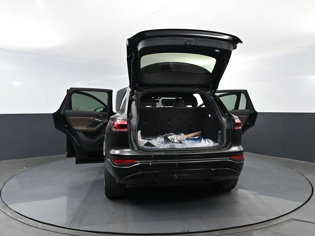 New 2027 Audi Q6 e-tron Premium Plus AWD/4WD image 27