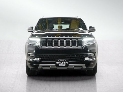 Used 2023 Jeep Wagoneer Series II AWD/4WD image 8