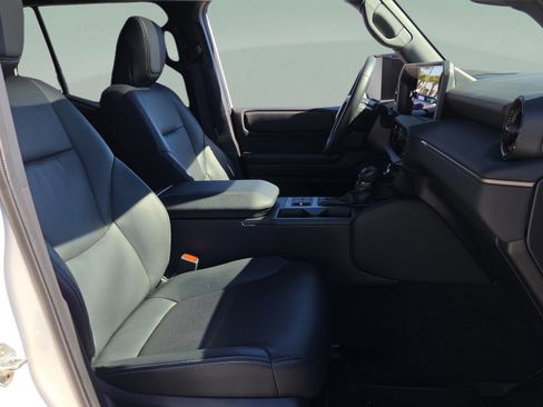 Certified 2024 Toyota Land Cruiser Base image 21