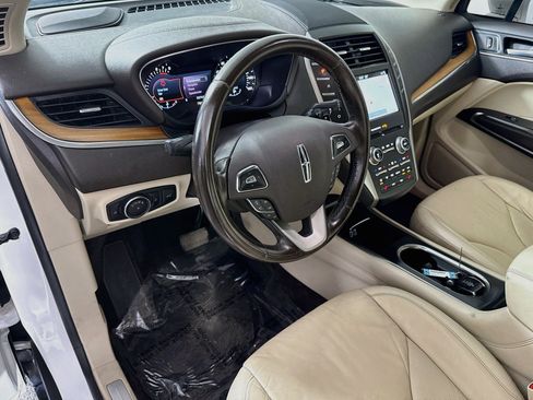 Used 2017 Lincoln MKC Select w/ Select Plus Package FWD image 23